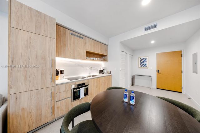 11 NE 6th Street 2804, Miami, FL 33132