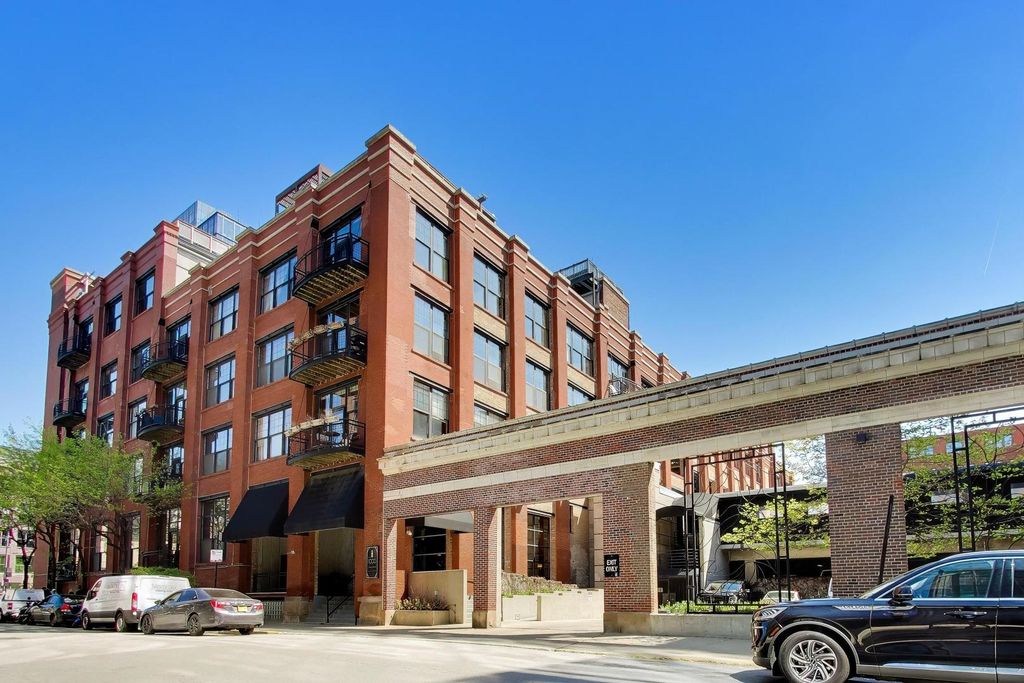 1000 W Washington Boulevard 145, Chicago, IL 60607