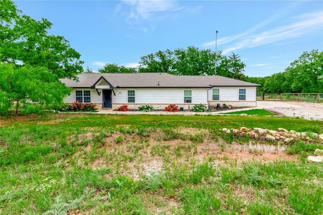 399 Wild Hill Oak Drive, Springtown, TX 76082