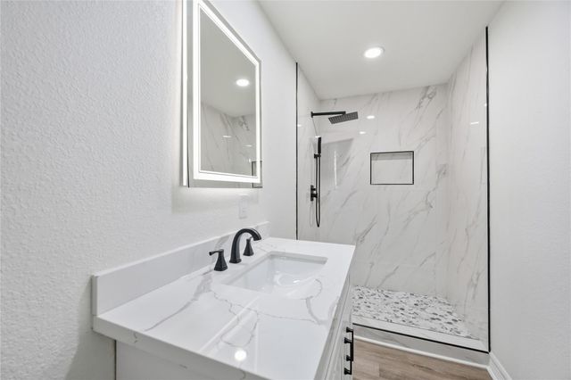 8115 Betty Boop Street, Houston, TX 77028