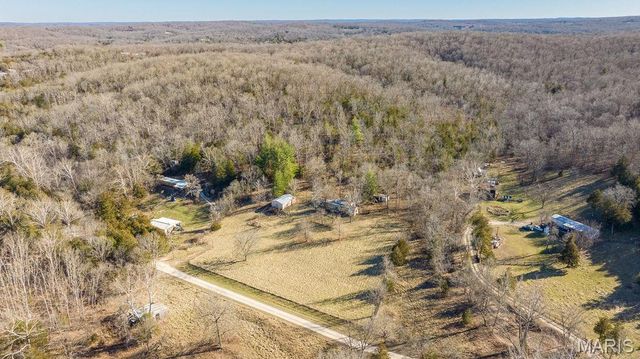 9058 Buckeye Road, Dittmer, MO 63023