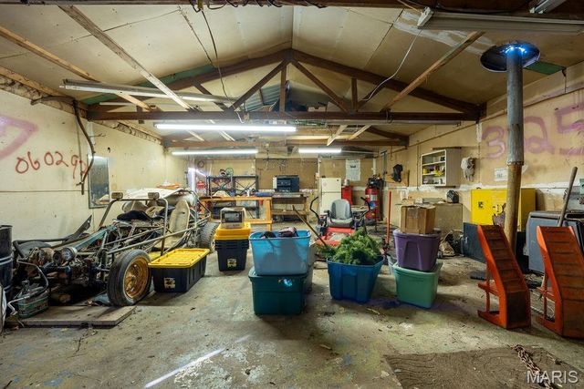 9058 Buckeye Road, Dittmer, MO 63023