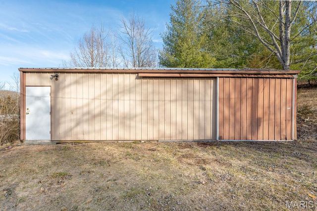 9058 Buckeye Road, Dittmer, MO 63023