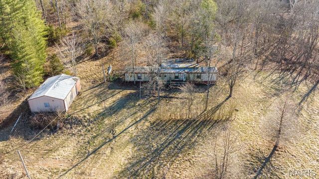 9058 Buckeye Road, Dittmer, MO 63023
