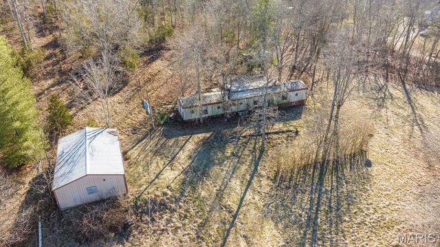 9058 Buckeye Road, Dittmer, MO 63023