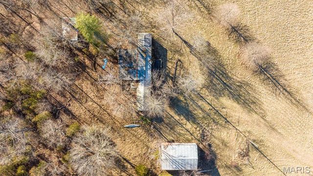 9058 Buckeye Road, Dittmer, MO 63023