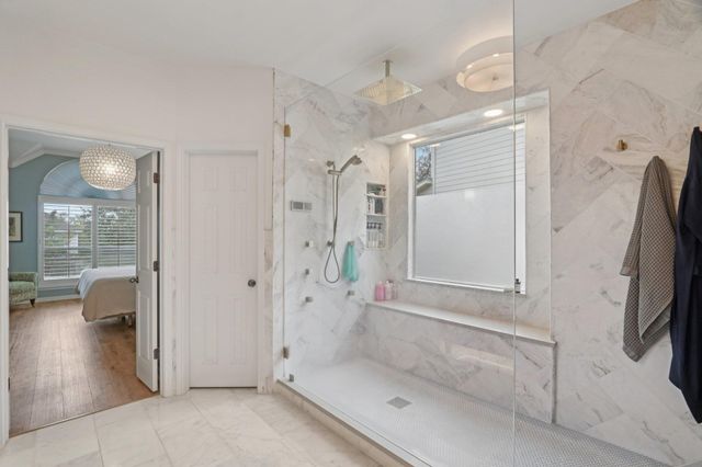 7124 Via Dono DR, Austin, TX 78749