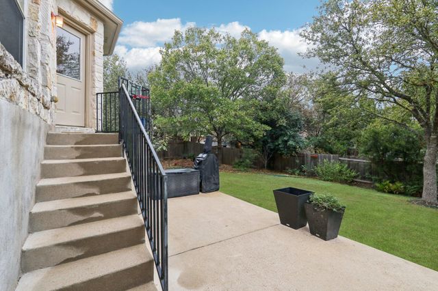 7124 Via Dono DR, Austin, TX 78749