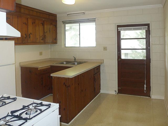 529 Hillsborough Street G2, Chapel Hill, NC 27514
