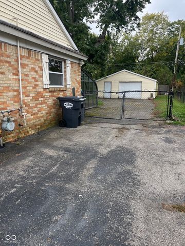 464 Carol Drive, Greenwood, IN 46143