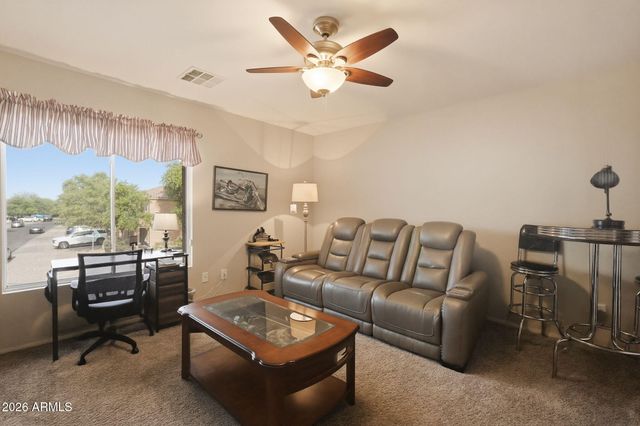 28650 N OBSIDIAN Drive, San Tan Valley, AZ 85143