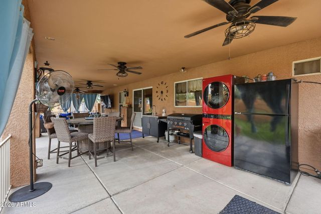 28650 N OBSIDIAN Drive, San Tan Valley, AZ 85143