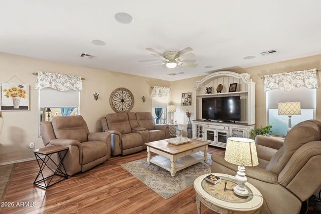 28650 N OBSIDIAN Drive, San Tan Valley, AZ 85143
