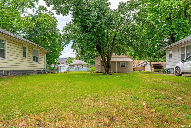 2219 S 6TH Street, Springfield, IL 62702