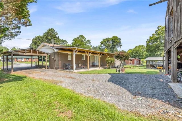 129 Green Meadow Lane, Calhoun, GA 30701