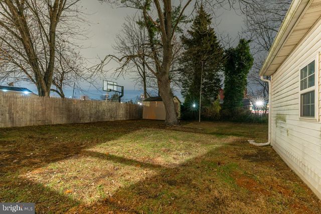 10 N HILLTOP AVE, Somerdale, NJ 08083