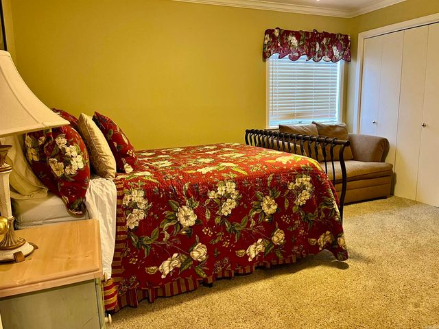 200 Pretti Pt Apt F2, Hot Springs, AR 71913