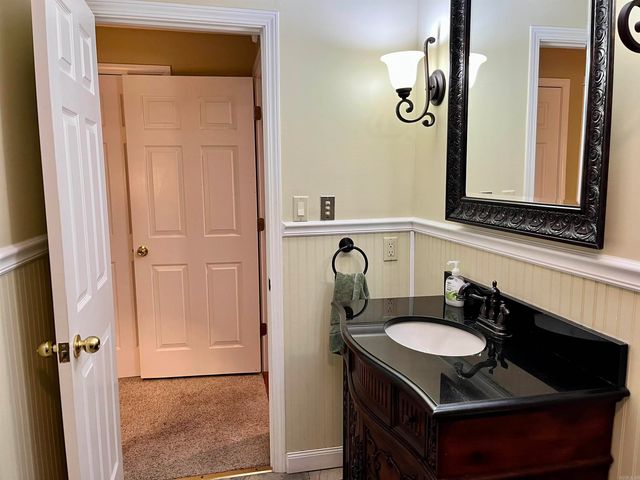 200 Pretti Pt Apt F2, Hot Springs, AR 71913