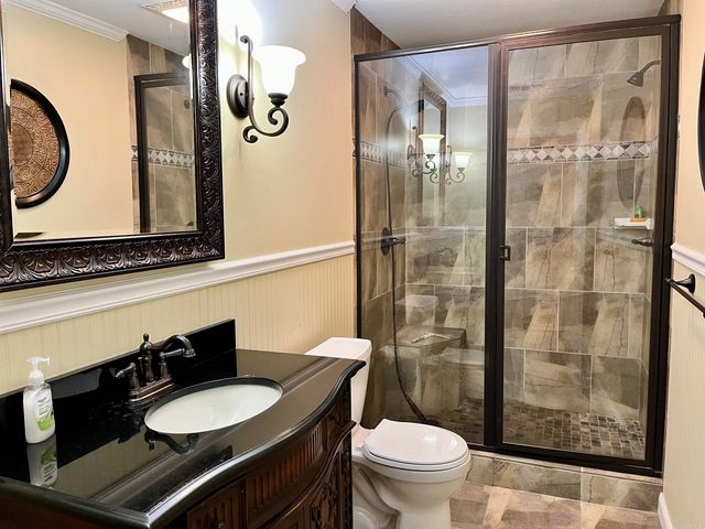 200 Pretti Pt Apt F2, Hot Springs, AR 71913