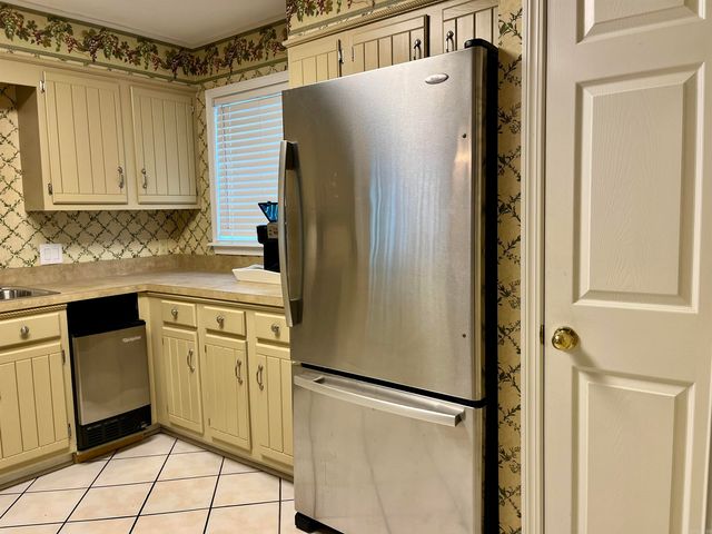 200 Pretti Pt Apt F2, Hot Springs, AR 71913