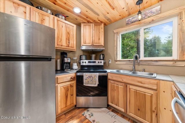 508 Cedar Grove, Sandpoint, ID 83864