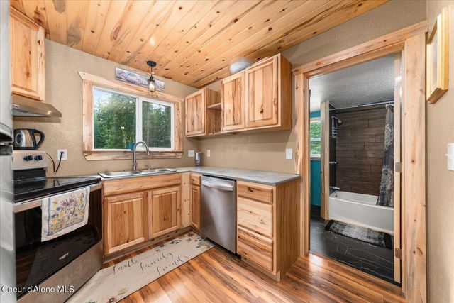 508 Cedar Grove, Sandpoint, ID 83864