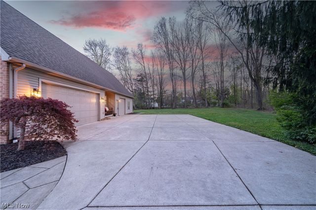 4306 Janell Court, Canfield, OH 44406