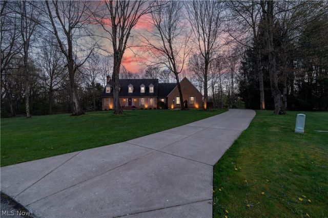 4306 Janell Court, Canfield, OH 44406