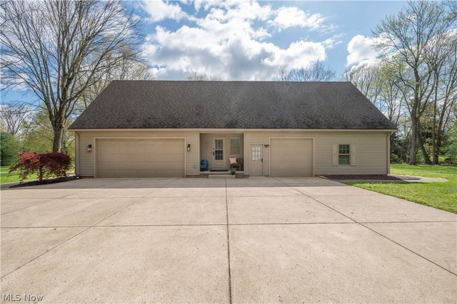 4306 Janell Court, Canfield, OH 44406