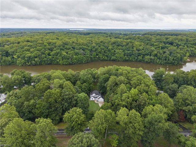 7953 Founders Mill WAY, Gloucester, VA 23061