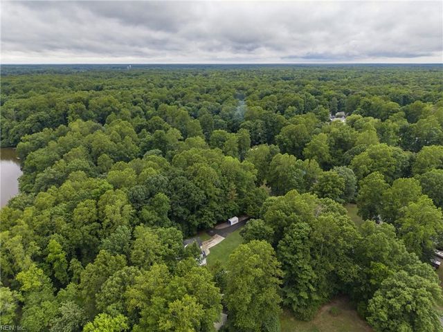 7953 Founders Mill WAY, Gloucester, VA 23061