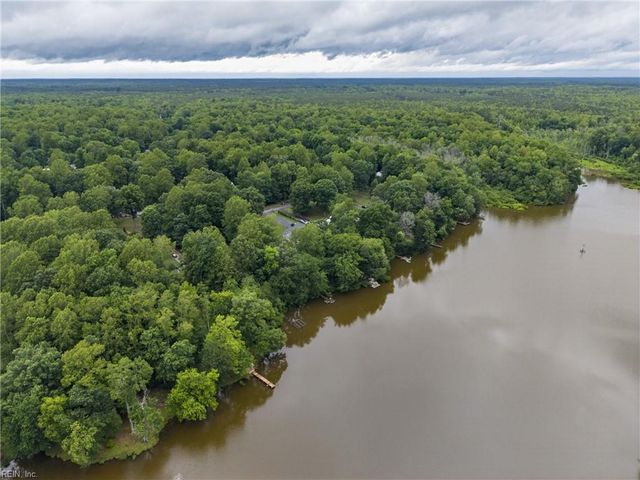 7953 Founders Mill WAY, Gloucester, VA 23061