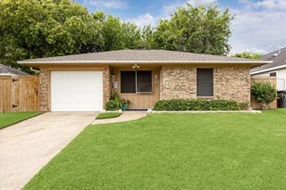 5928 Meadowbrook Drive, Hitchcock, TX 77563