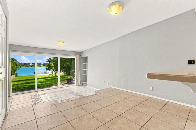6714 NINA ROSA DRIVE B, Orlando, FL 32819