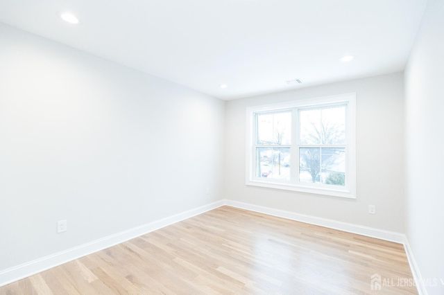 7 Altamont Road, Edison, NJ 08817