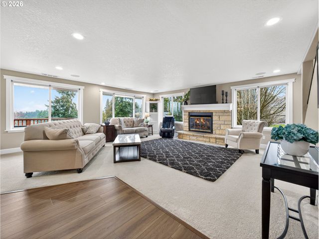 15379 Sw SUNSET Blvd, Sherwood, OR 97140