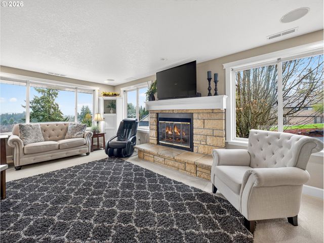 15379 Sw SUNSET Blvd, Sherwood, OR 97140