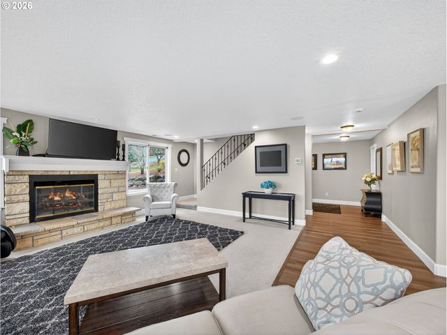 15379 Sw SUNSET Blvd, Sherwood, OR 97140