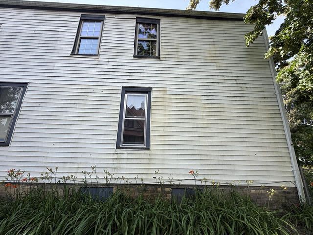 2727 N 24th PLACE, Milwaukee, WI 53206