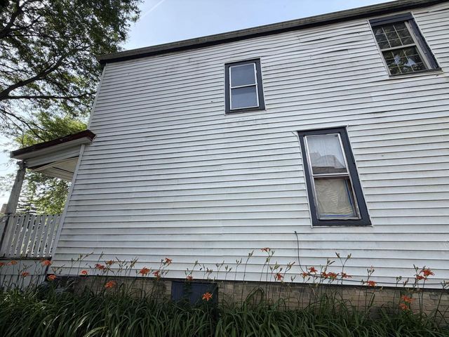 2727 N 24th PLACE, Milwaukee, WI 53206