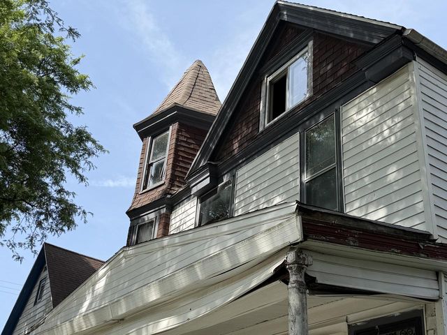 2727 N 24th PLACE, Milwaukee, WI 53206