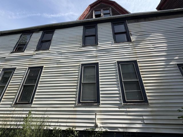2727 N 24th PLACE, Milwaukee, WI 53206