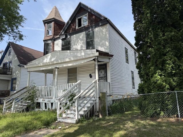 2727 N 24th PLACE, Milwaukee, WI 53206