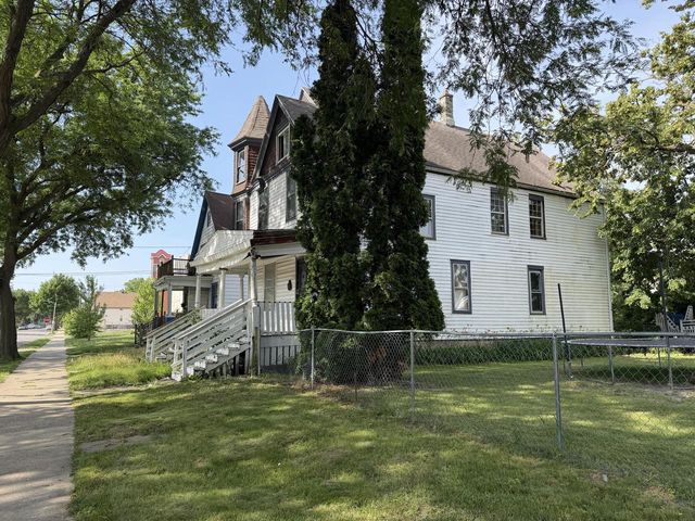 2727 N 24th PLACE, Milwaukee, WI 53206