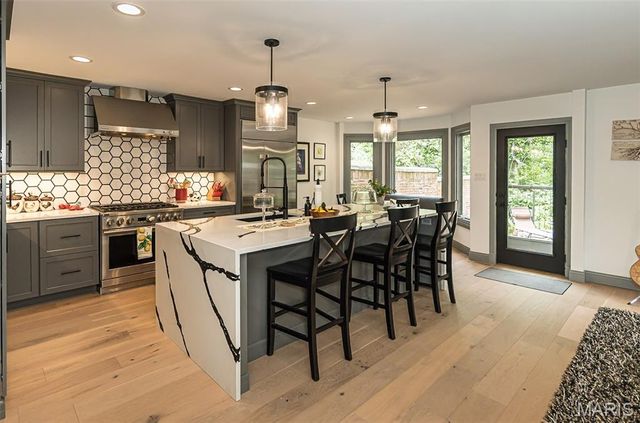 14426 Open Meadow Court W, Chesterfield, MO 63017