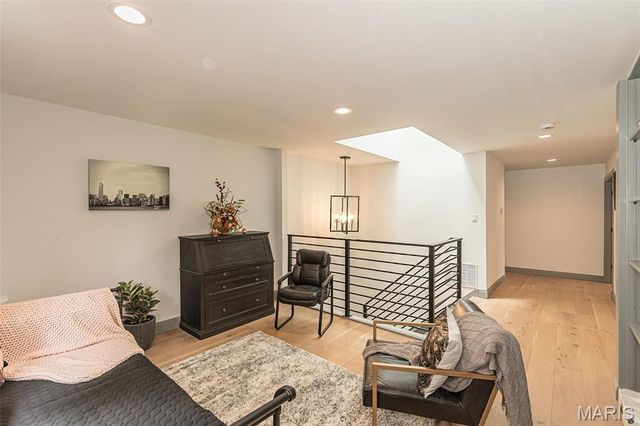 14426 Open Meadow Court W, Chesterfield, MO 63017