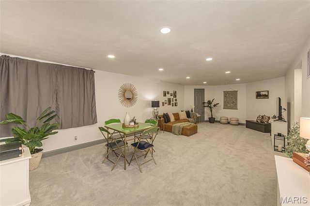 14426 Open Meadow Court W, Chesterfield, MO 63017