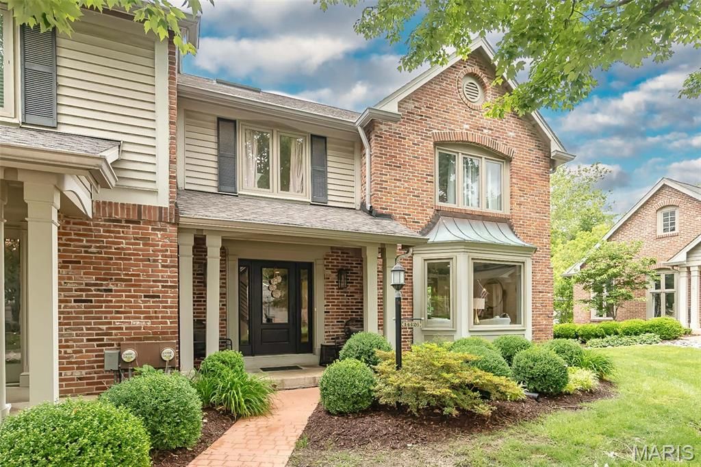 14426 Open Meadow Court W, Chesterfield, MO 63017