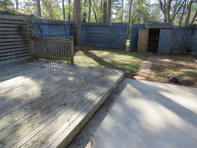 1505 Oak Ridge Drive, Dickinson, TX 77539