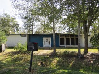 1505 Oak Ridge Drive, Dickinson, TX 77539